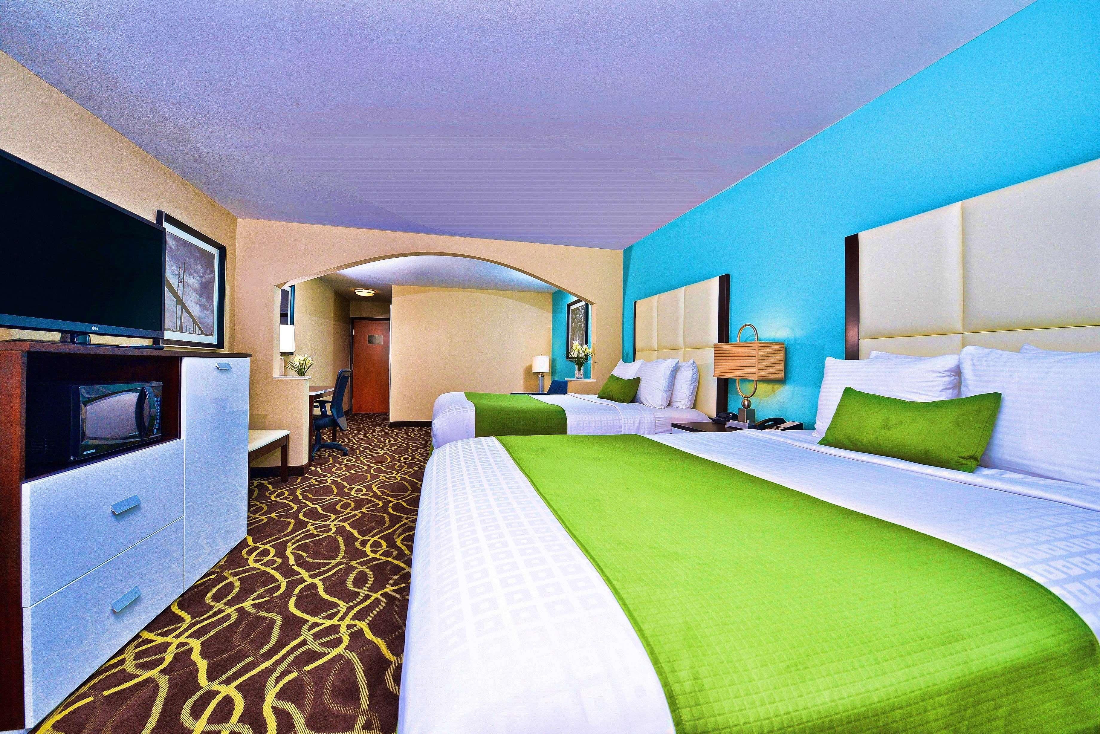 Best Western Plus Savannah Airport Inn And Suites מראה חיצוני תמונה